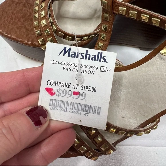 New MICHAEL Michael Kors Brown Gold Wedge Sandals - Picture 5 of 5